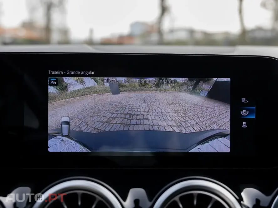 Mercedes-Benz EQA 250 AMG Line