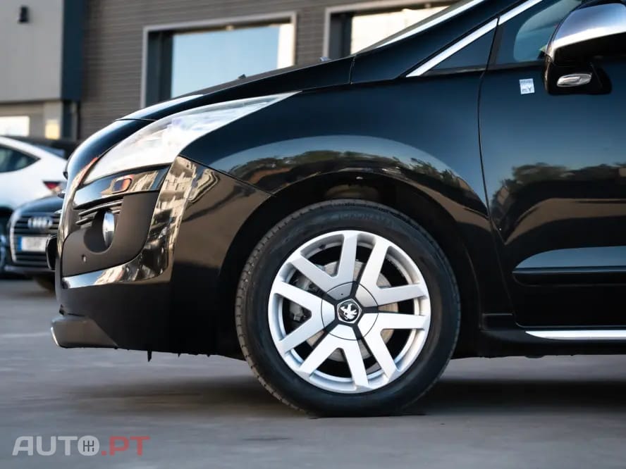 Peugeot 3008 2.0 HDi Hybrid4