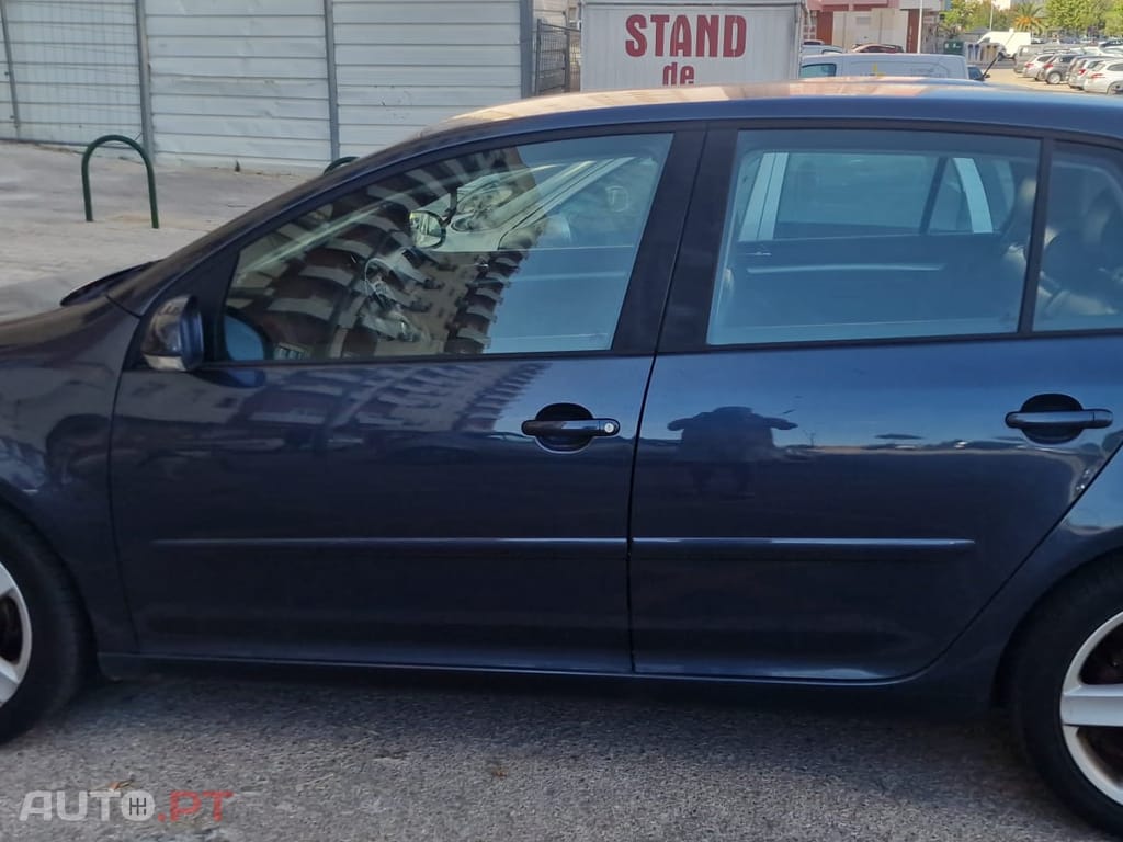 Volkswagen Golf 2.0 Highline