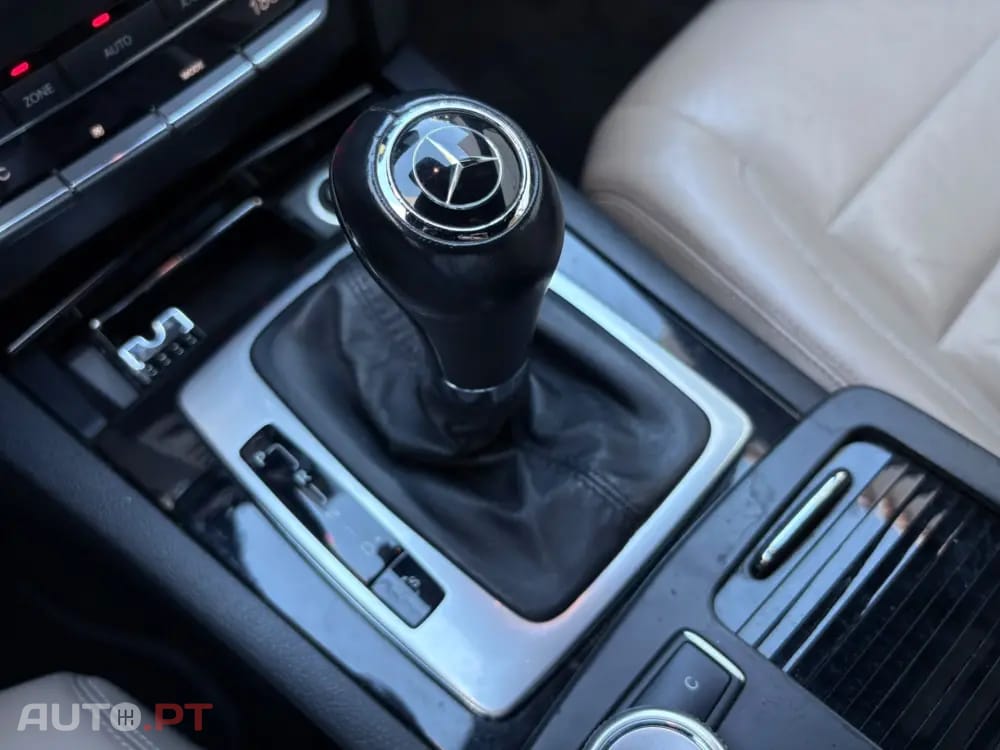 Mercedes-Benz E 350 CGi Avantgarde BlueEfficiency Auto