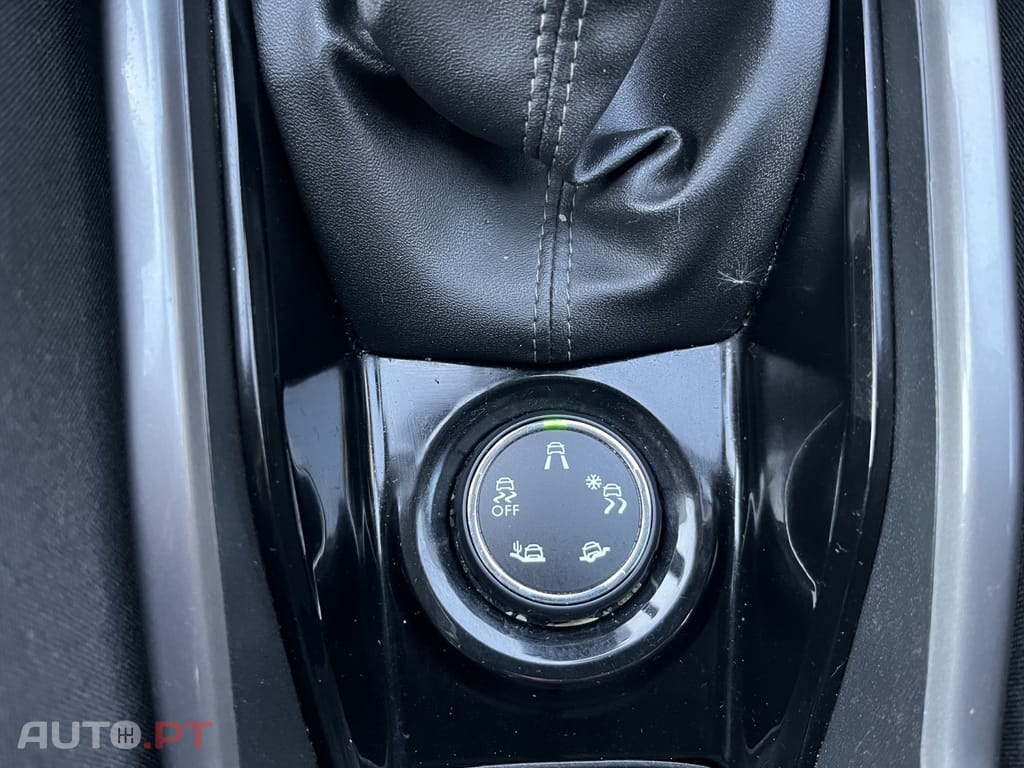 Peugeot 2008 1.5 BlueHDi Allure