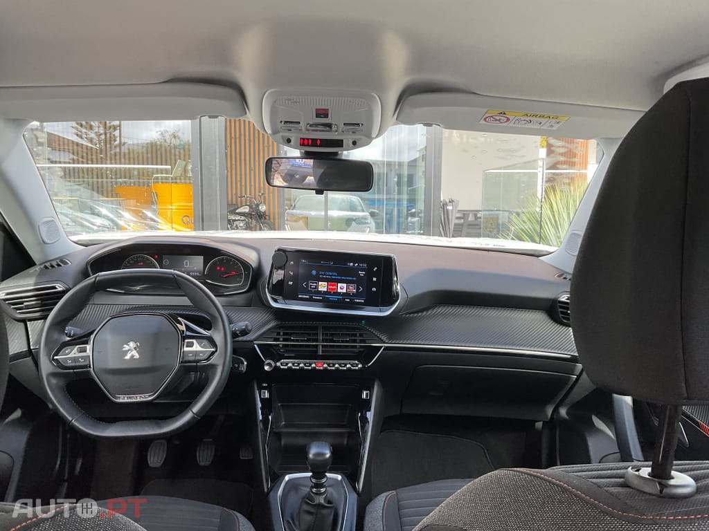 Peugeot 2008 1.2 PureTech Active