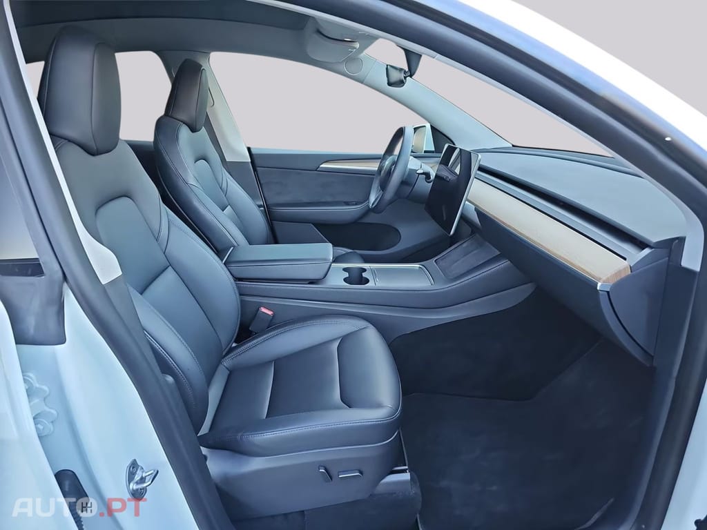 Tesla Model Y Performance I.V.A DEDUTIVEL 