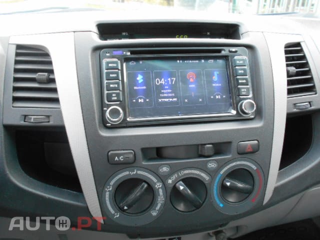 Toyota Hilux Traker 3.0D-4D OFF ROAD