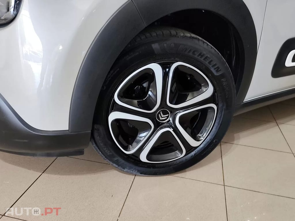 Citroen C3 1.2 PureTech Shine