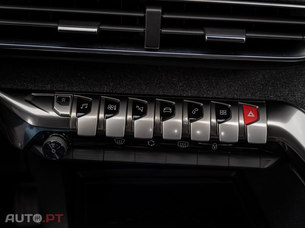 Peugeot 3008 1.5 BlueHDi Allure