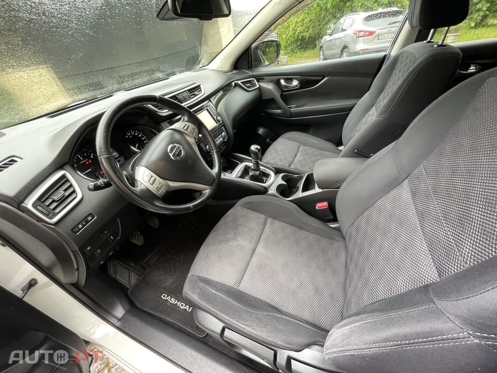 Nissan Qashqai 1.5 dCi N-Connecta 18 RS
