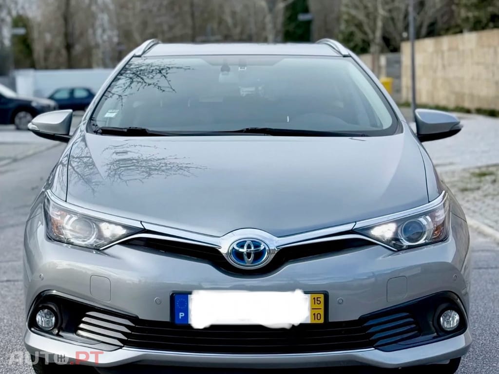 Toyota Auris Touring Sports Confort P. Sports