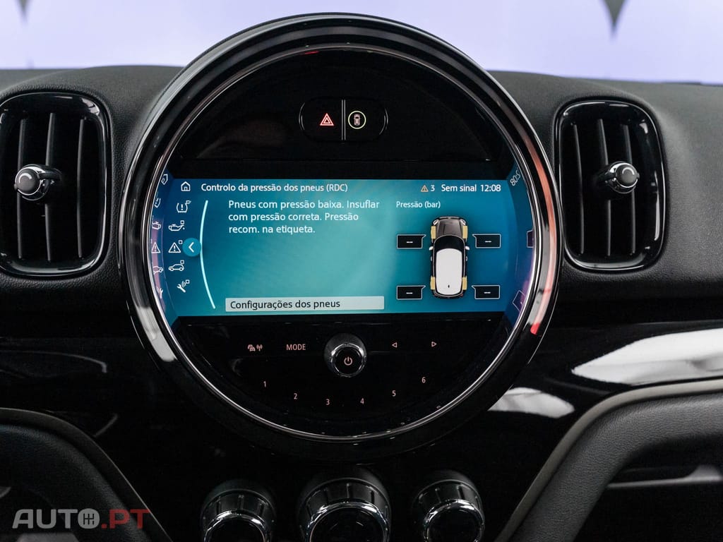 MINI Countryman Cooper SE Premium Essential Auto
