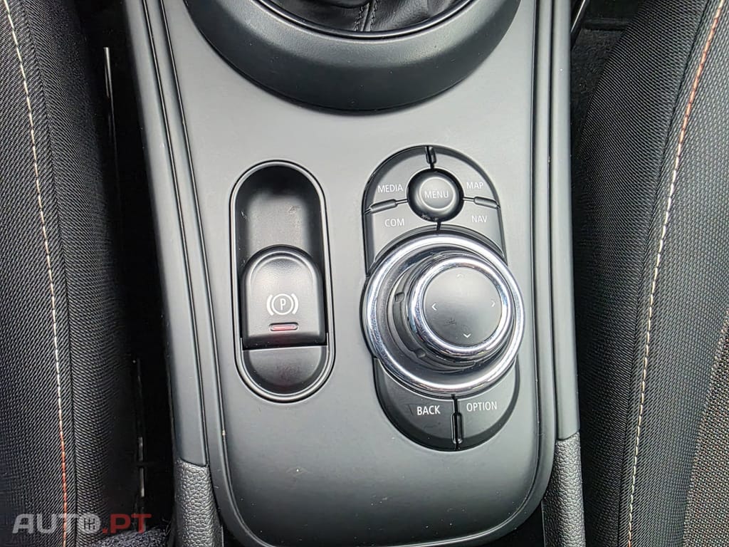MINI Countryman One D