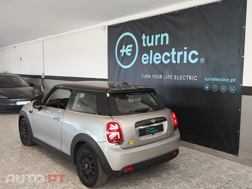 MINI Cooper Cooper SE