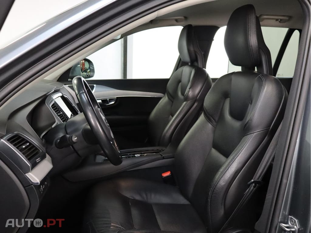 Volvo XC90 T8 Phev Momentum 4WD
