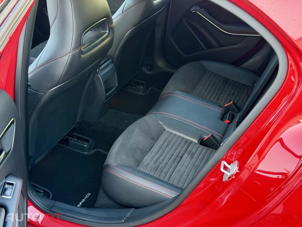 Mercedes-Benz A 180 d AMG Line