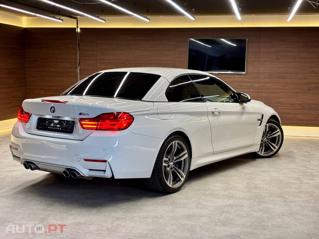 BMW M4 Auto