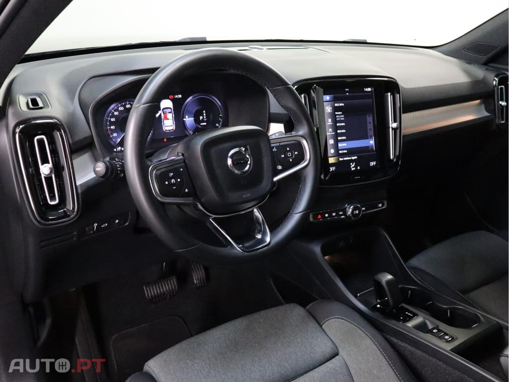 Volvo XC40 1.5 T4 PHEV Core