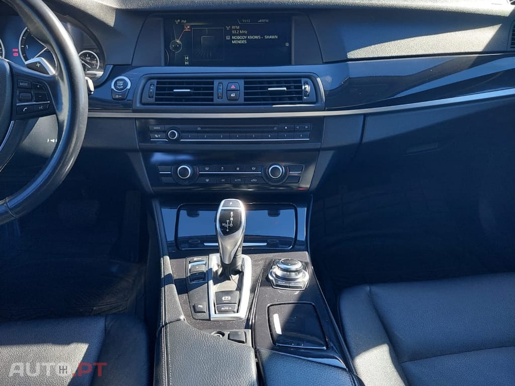BMW 520 Luxury Line Auto