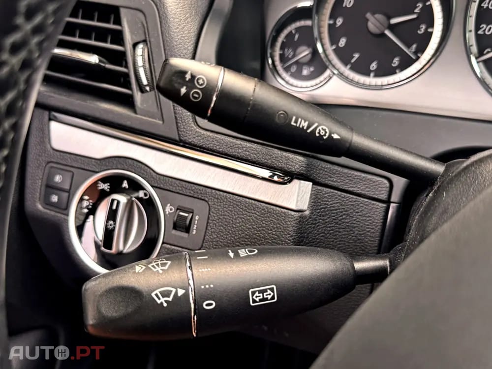 Mercedes-Benz E 220 CDi Avantgarde BlueEfficiency