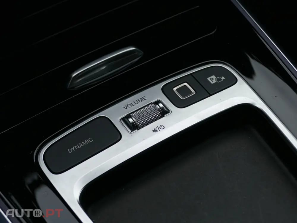 Mercedes-Benz GLA 250 e AMG Line