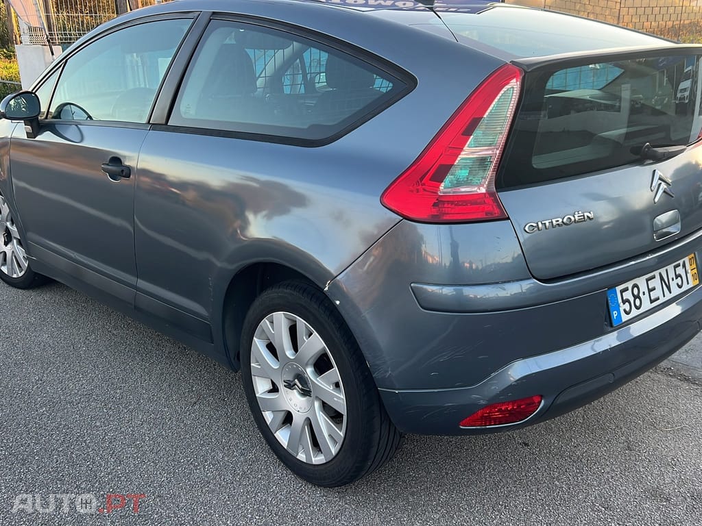 Citroen C4 1.6 HDi 110 by Loeb