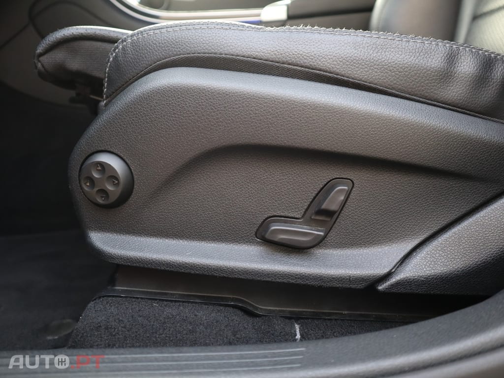 Mercedes-Benz GLC 300 de Coupe 4Matic 9G-TRONIC AMG Line