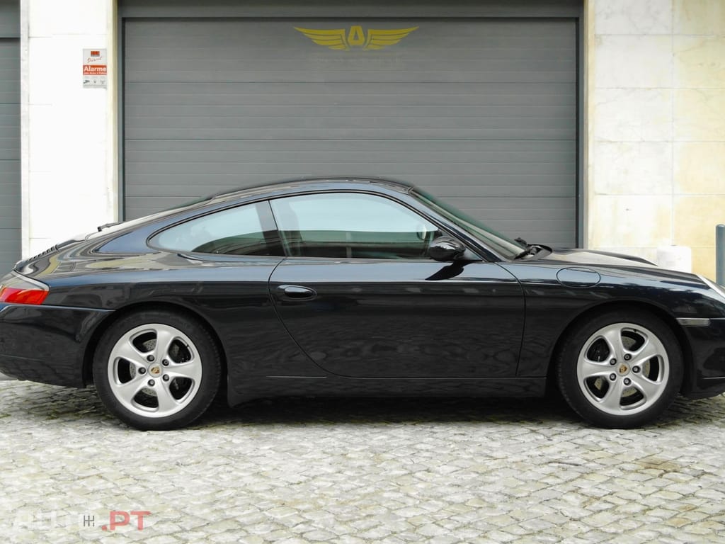 Porsche 996 Carrera Coupé
