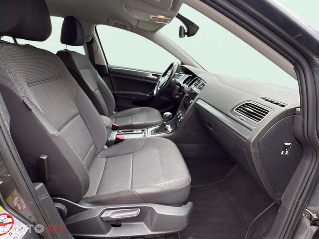 Volkswagen Golf Variant 1.6 TDi Confortline DSG