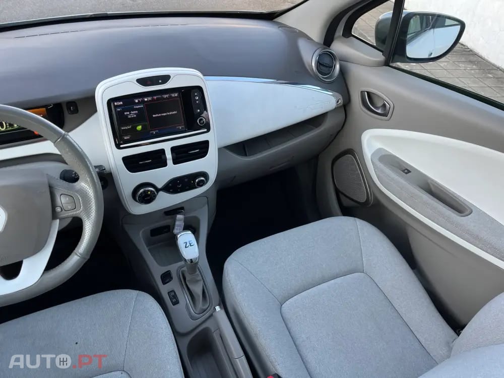 Renault Zoe (c/ Bateria) Z.E. 40 LIFE