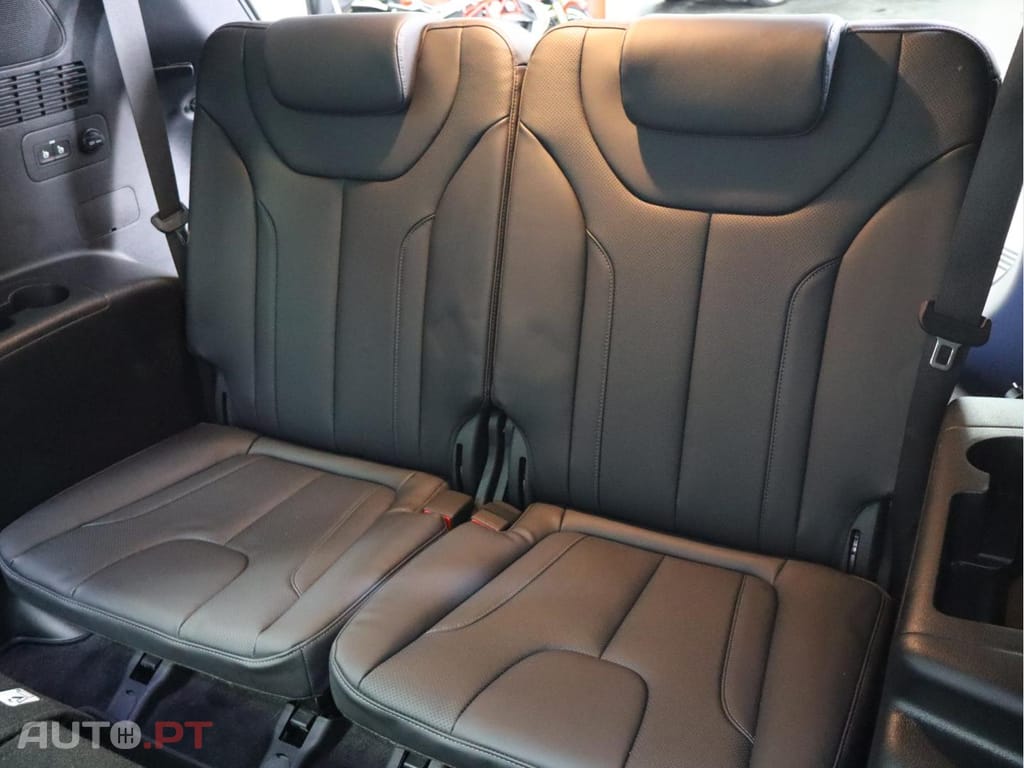 Hyundai Santa Fe 1.6 T-GDI PHEV Vanguard