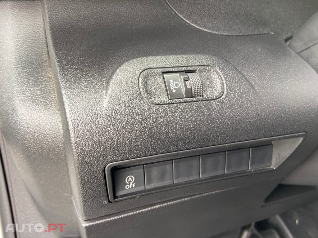 Peugeot Partner 1.6 HDI 100 Cv CarPlay  3/LUG