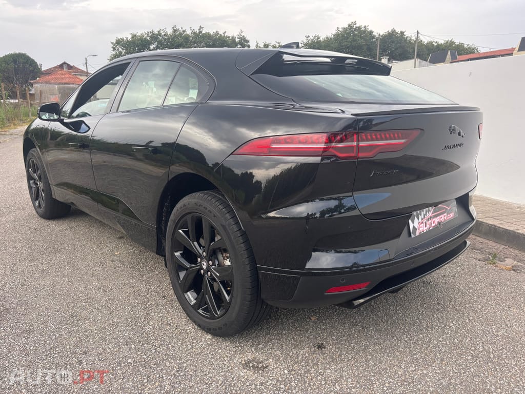 Jaguar I-Pace EV400 R-Dynamic HSE AWD