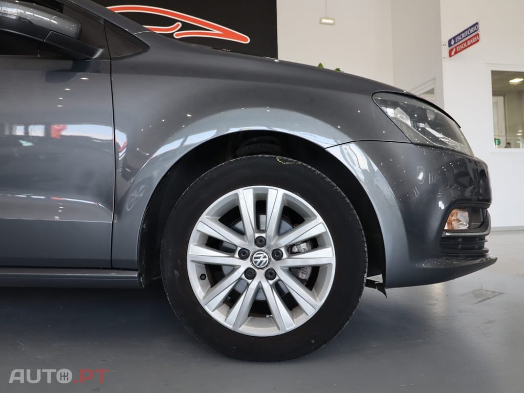 Volkswagen Polo 1.0 Confortline