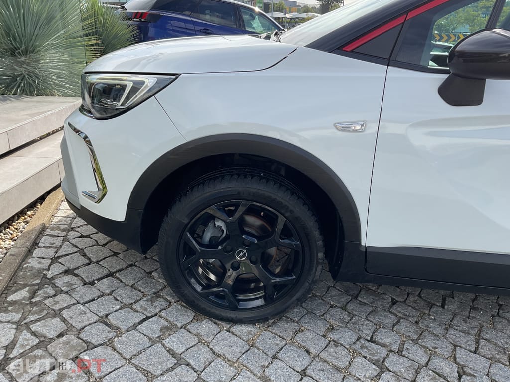 Opel Crossland 1.2 T GS Line