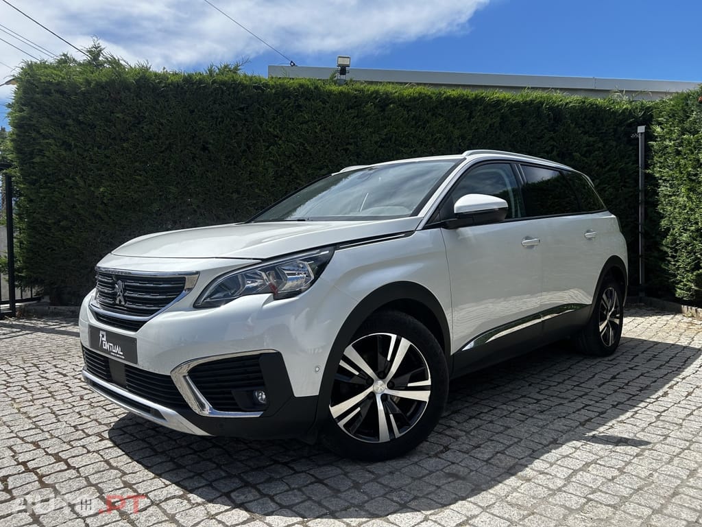 Peugeot 5008 1.5 BlueHDi Allure EAT8