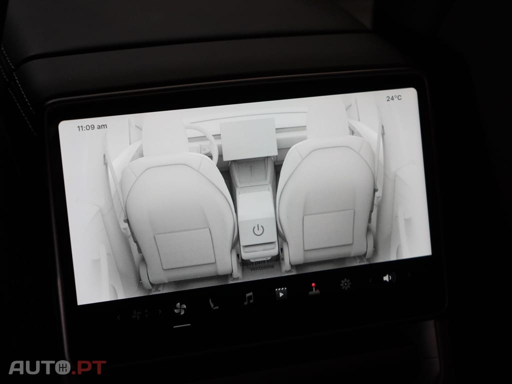 Tesla Model Y Long Range Tração Traseira