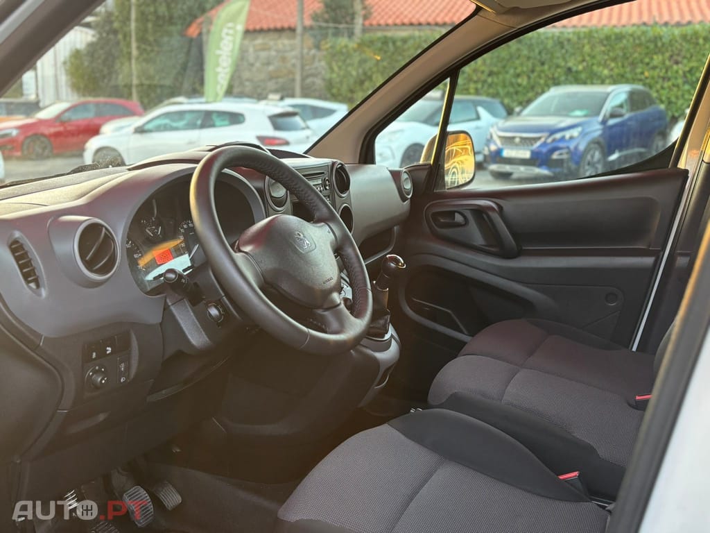 Peugeot Partner 1.6 BlueHDi L2 Premium 3L