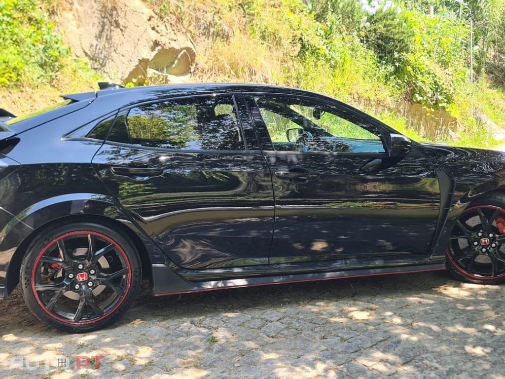 Honda Civic 2.0 i-VTEC Type-R