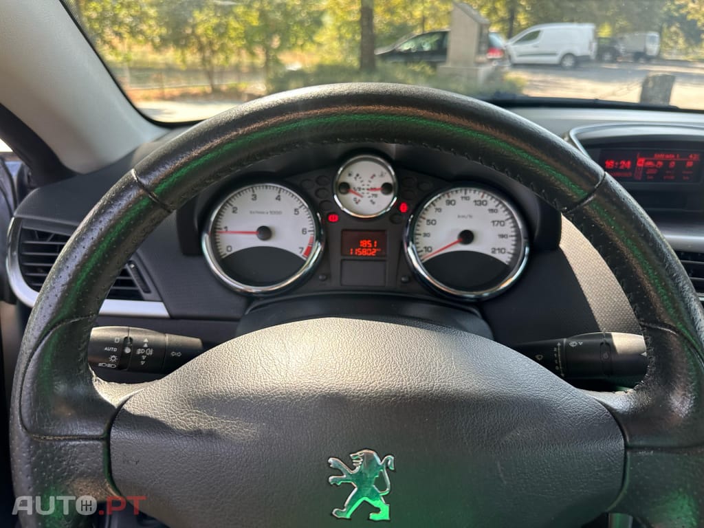 Peugeot 207 CC 1.6 VTi Active