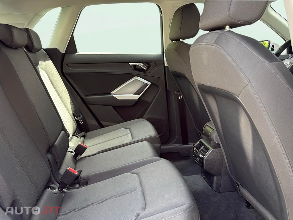 Audi Q3 45 TFSIe S tronic