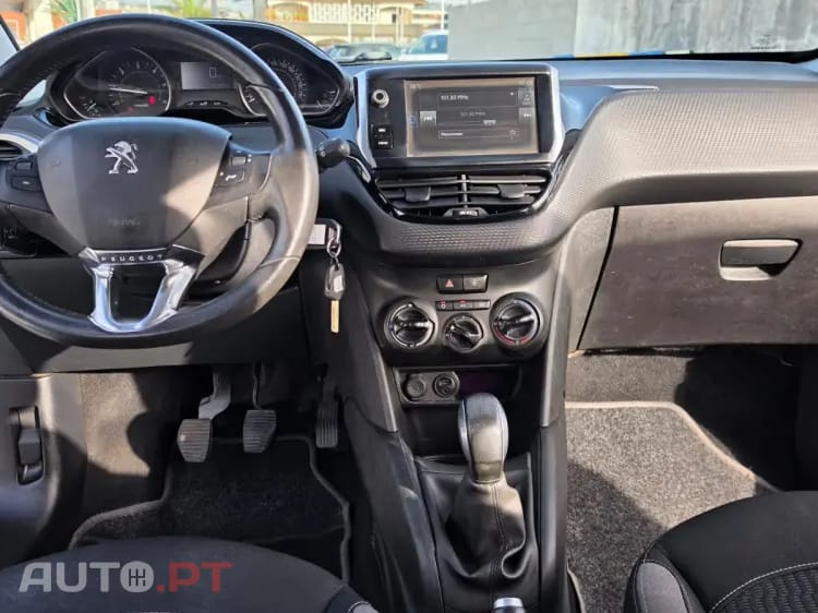Peugeot 208 1.6 BlueHDi Allure