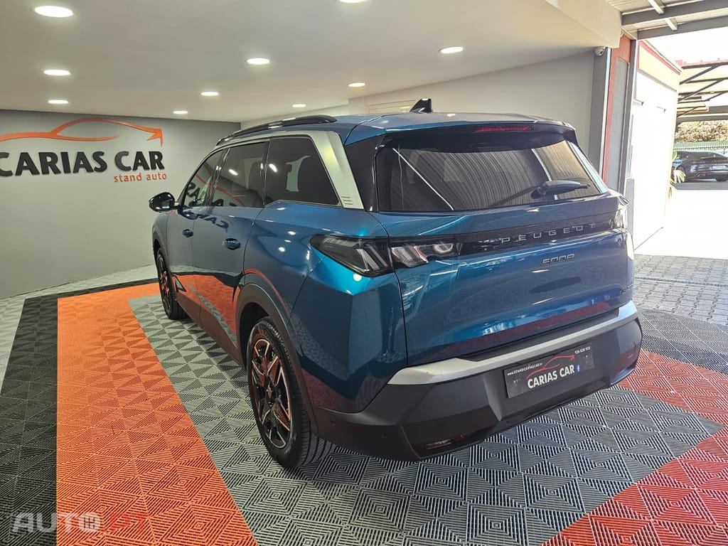 Peugeot 5008 1.2 Hybrid Allure Pack EAT8
