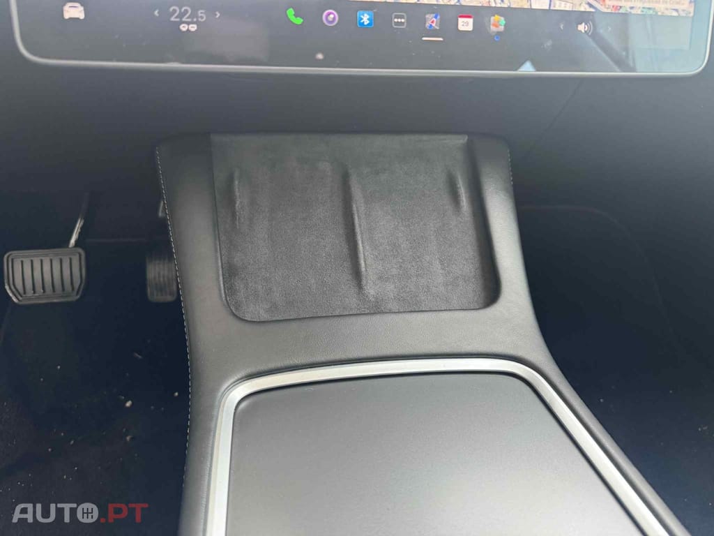 Tesla Model 3 Standard Range Plus RWD