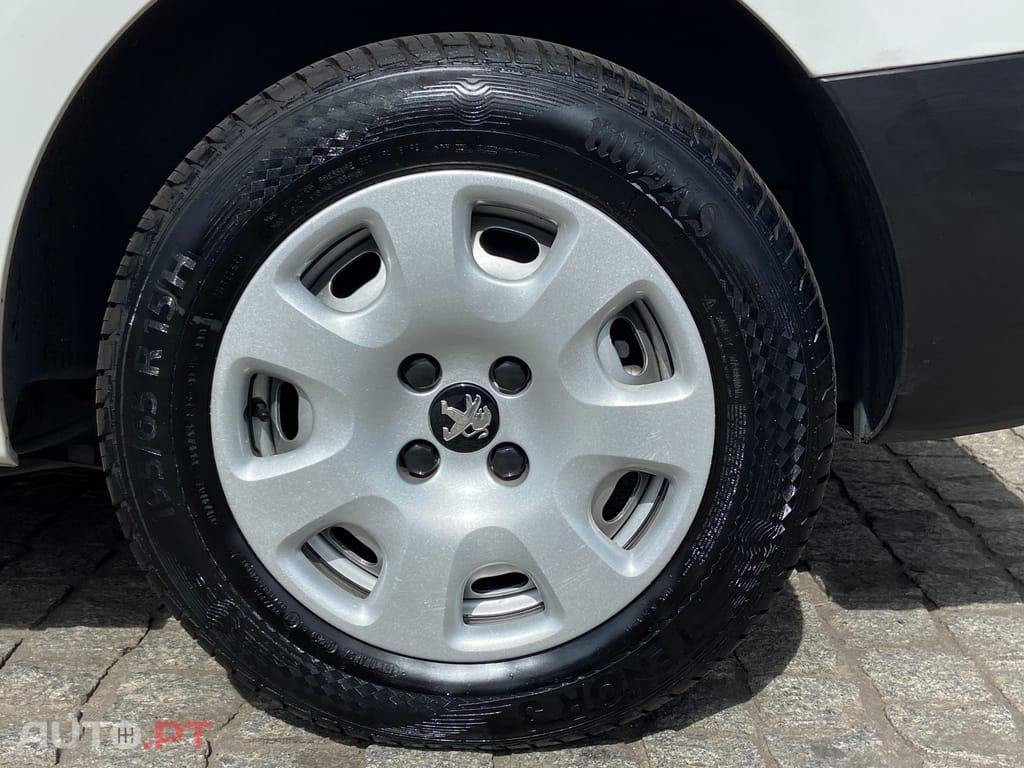 Peugeot Partner 1.6 HDI A/C + 3 LUG.