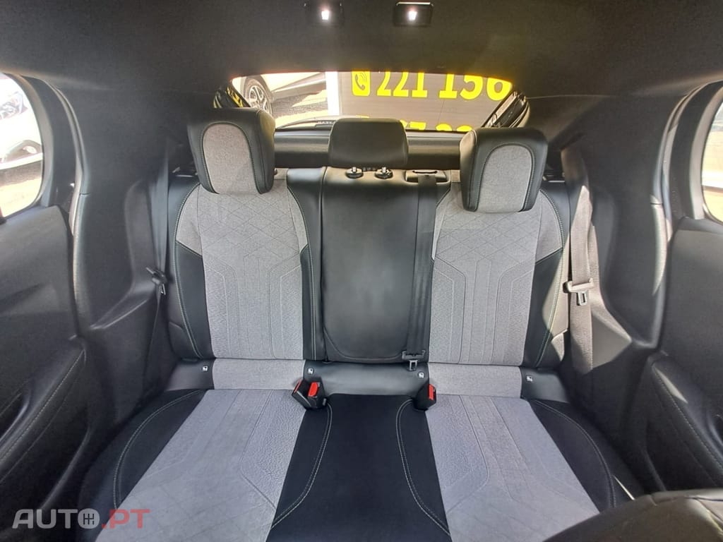 Peugeot E-208 50 kWh GT Pack