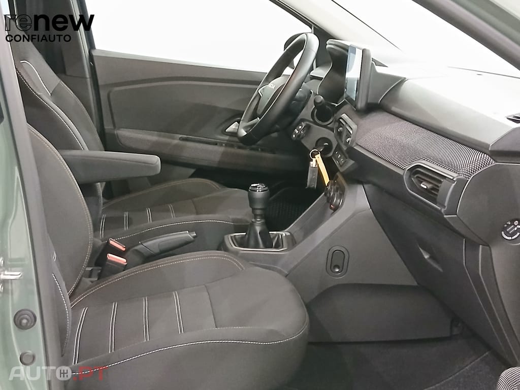 Dacia Sandero 1.0 TCe Stepway E