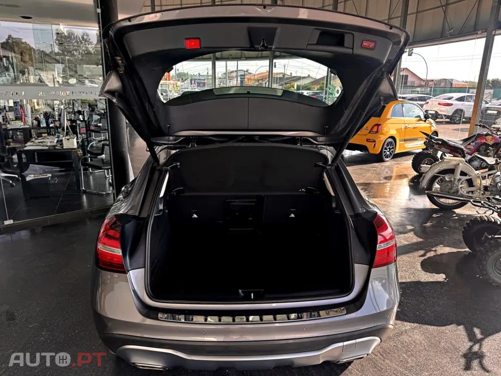 Mercedes-Benz GLA 220 d Urban