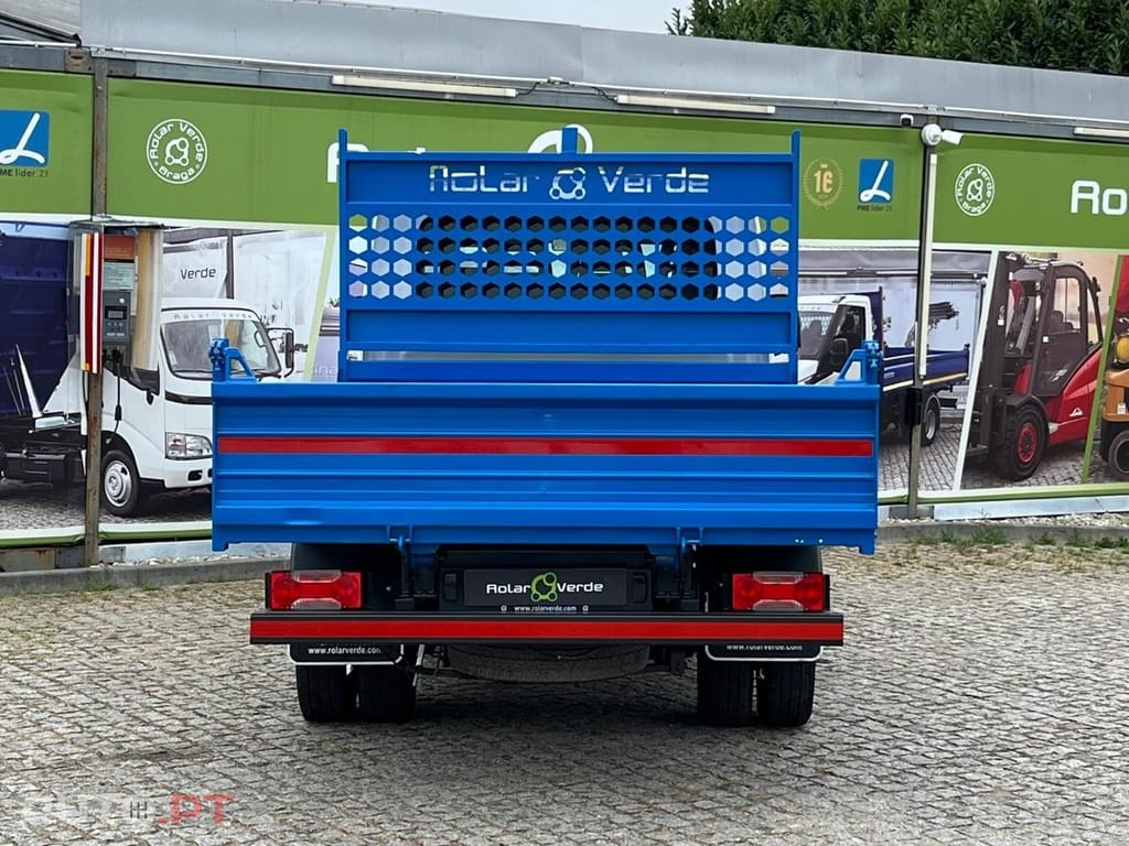 Iveco Daily 3.0  BASCULA / 7 LUGARES