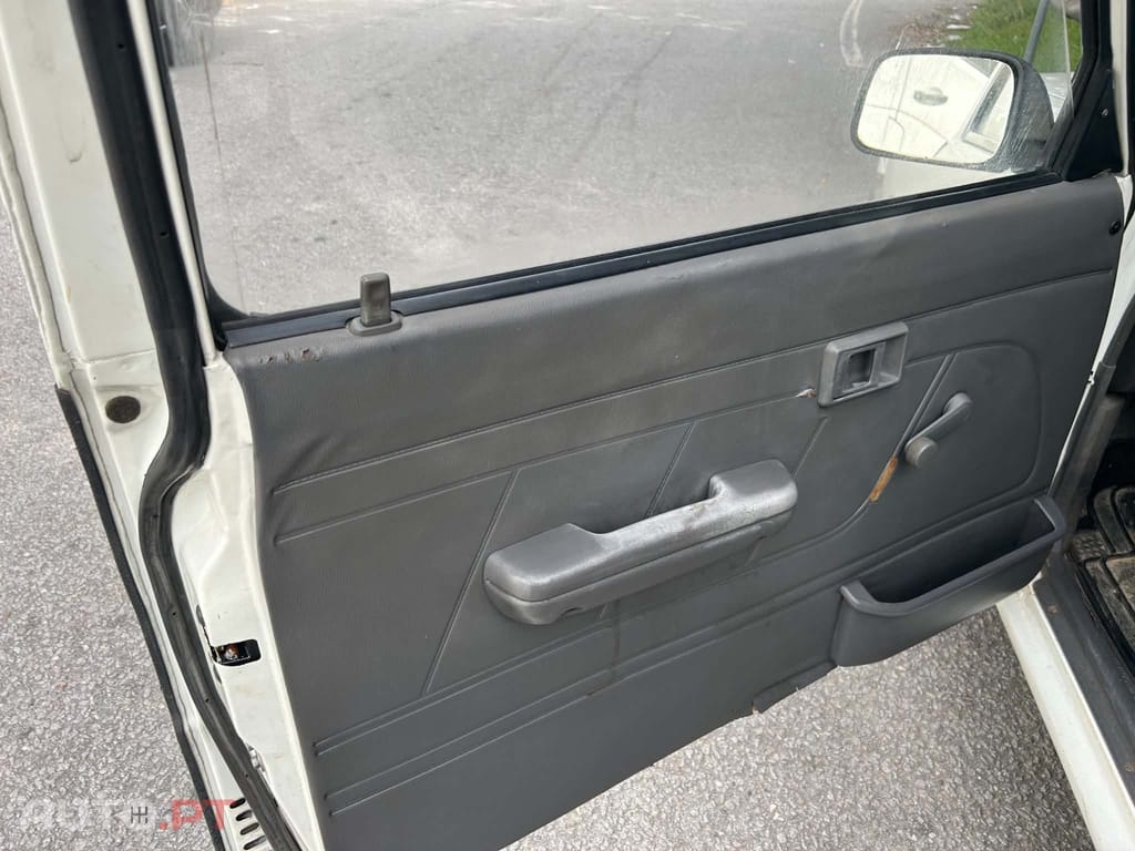 Toyota Hilux 2.4D 3Lugares