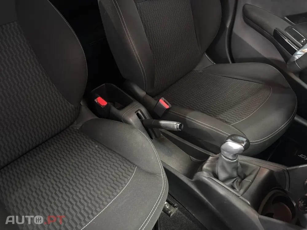 Peugeot 208 1.6 BlueHDi Active