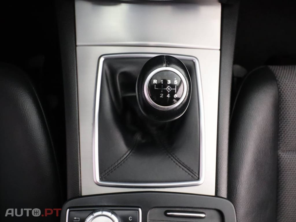 Mercedes-Benz C 220 CDi Avantgarde BlueEfficiency