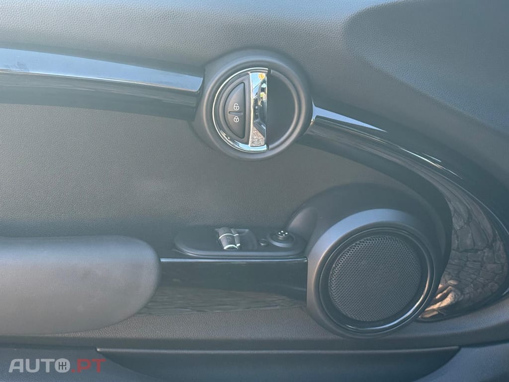 MINI Cooper LCI 3 Cilindros